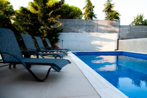 Seaview Pool Villa near Beach and Athens Airport
